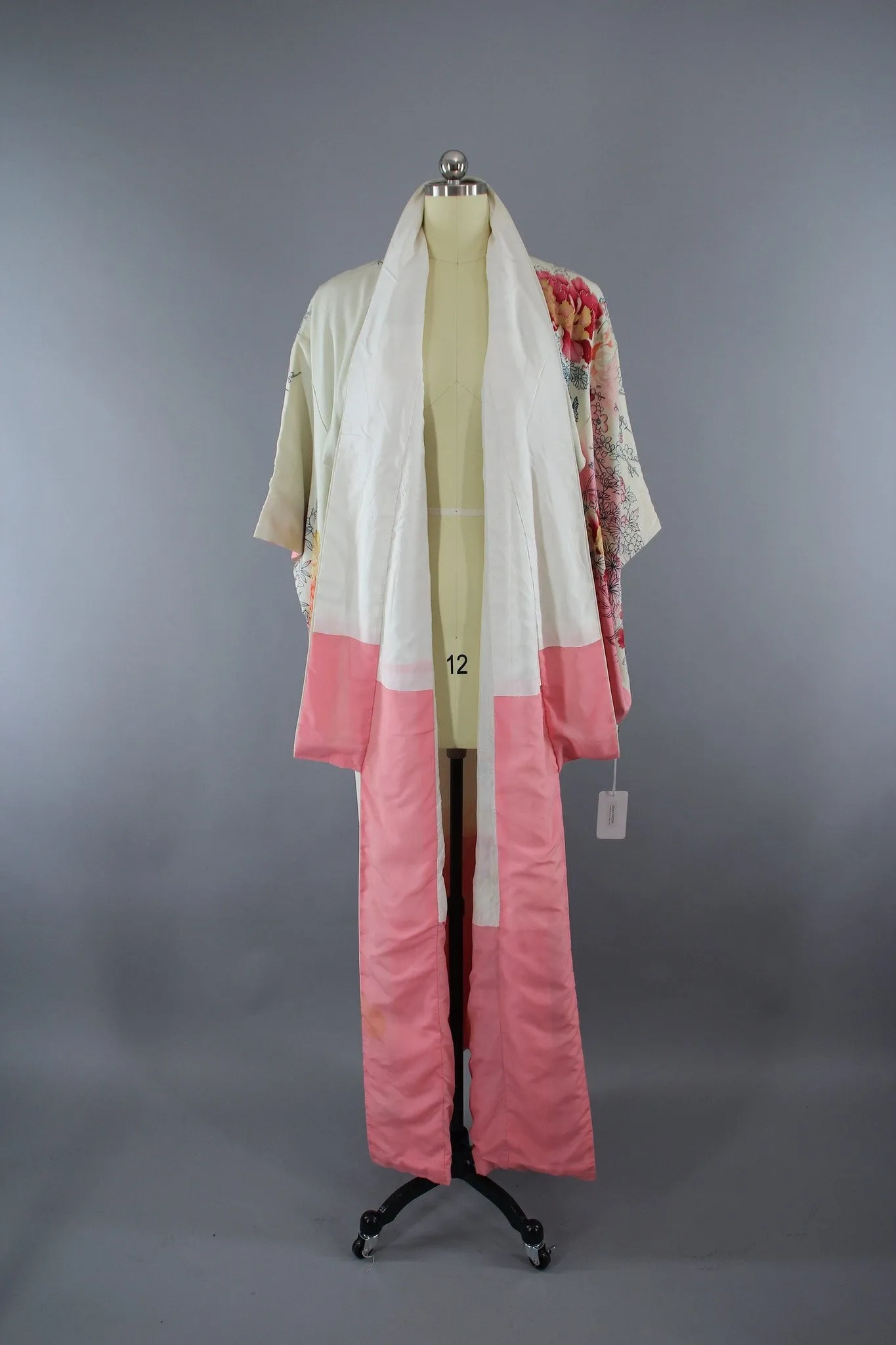 1950s Vintage Silk Kimono Robe with Ombre Pink & White Peony Floral Print