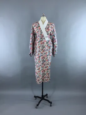 1950s Vintage Silk Kimono Robe with Pink Daisy Floral Print