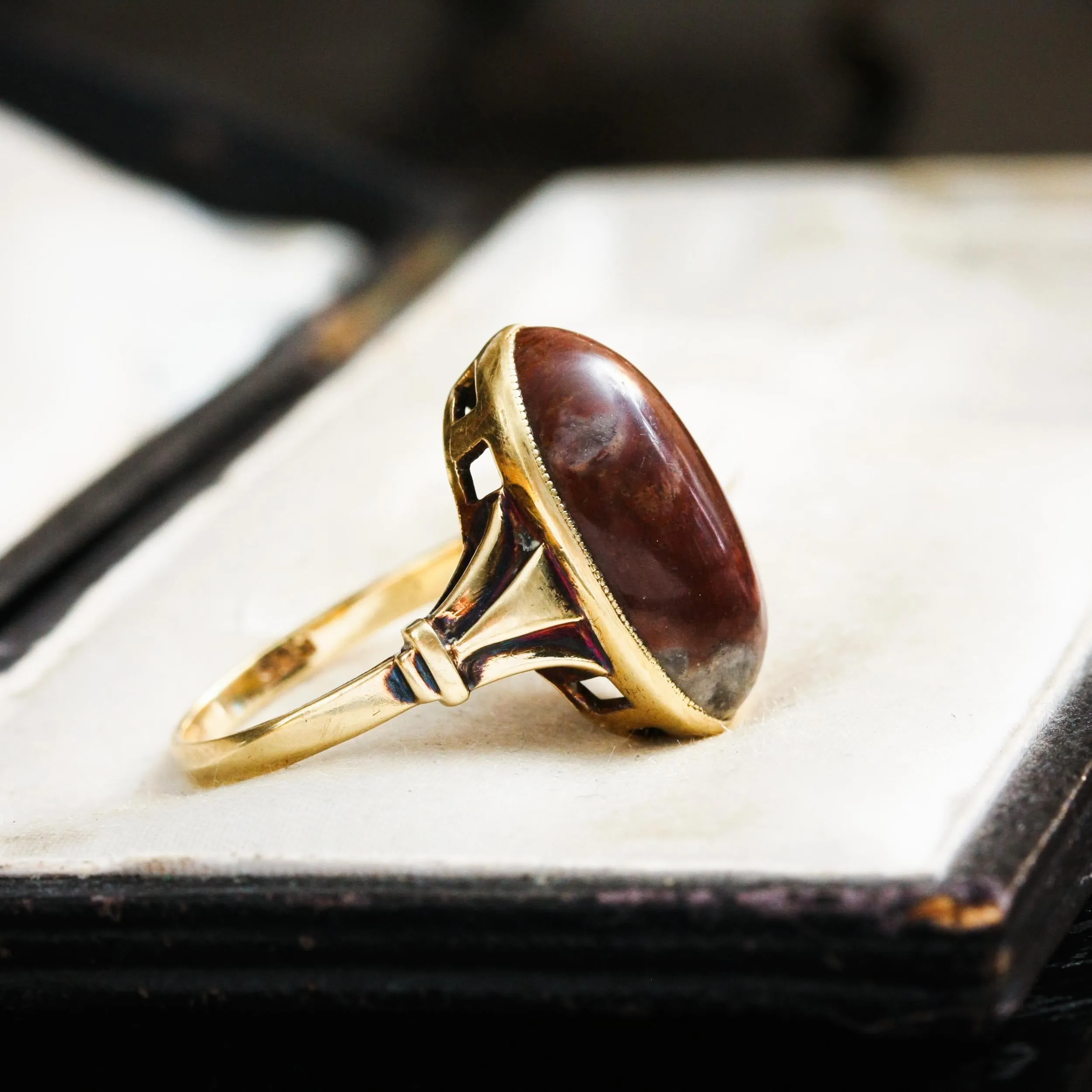 A Super Mid Century 14ct Gold Agate Statement Ring