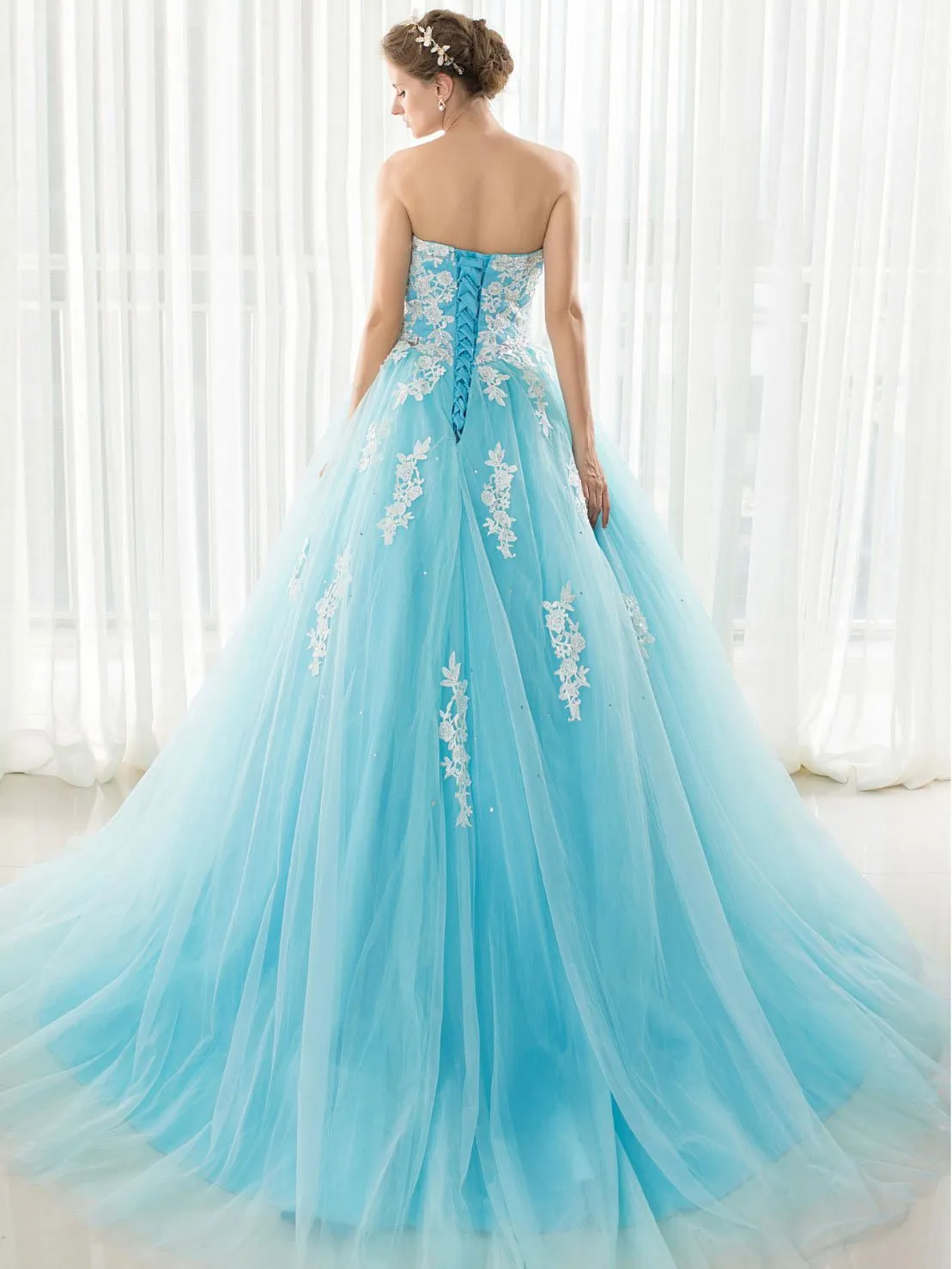 Ball Gown Sweetheart Chapel Train Tulle Appliqued Quinceanera Dresses 3014