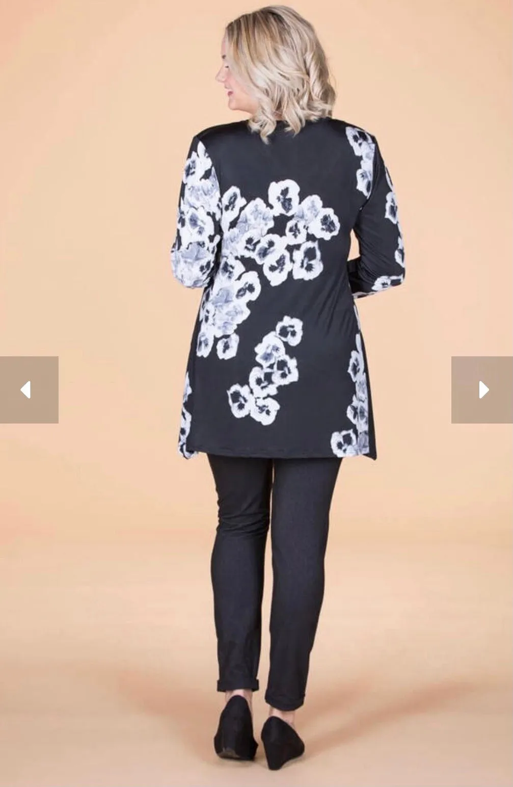 Black/White Flower Tunic