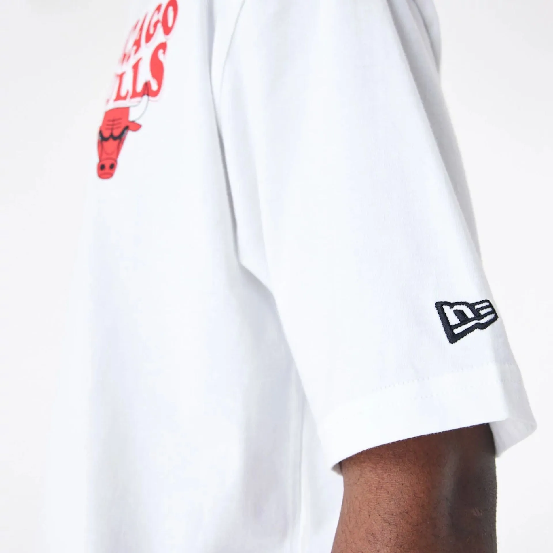 Chicago Bulls NBA Script Logo White Oversized T-Shirt