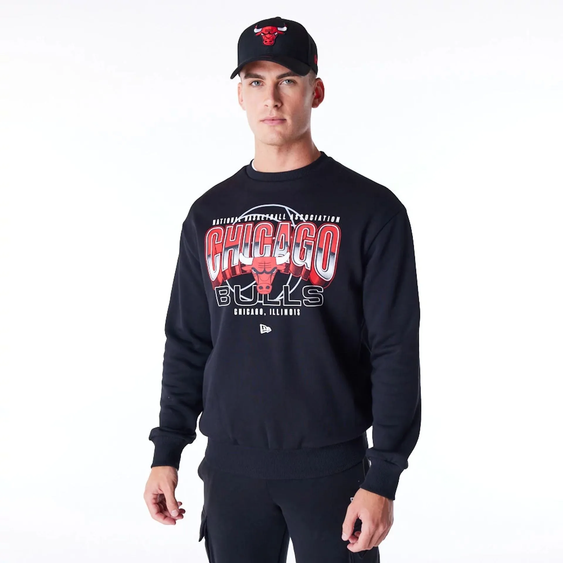 Chicago Bulls NBA Tech Black Crew Neck Sweatshirt