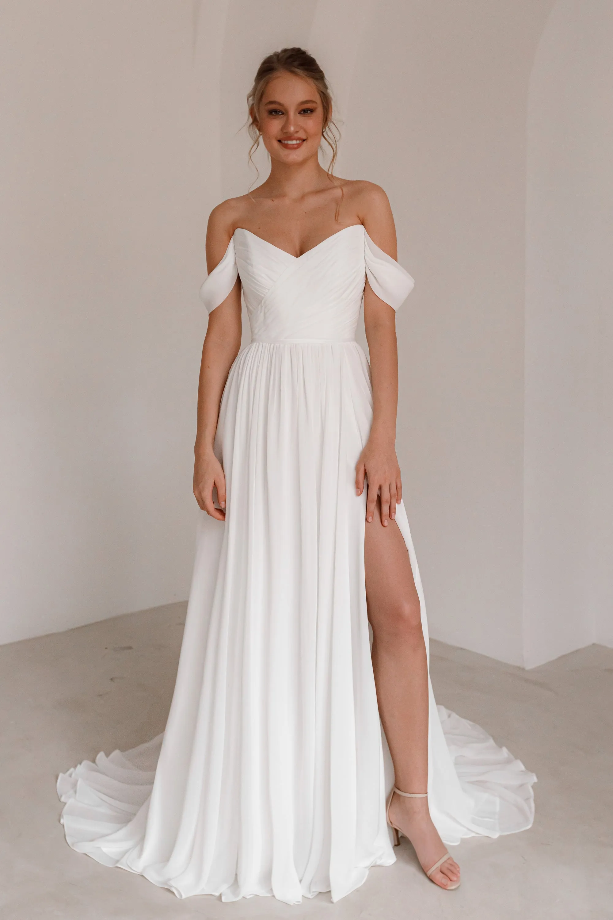 Chiffon Wedding Dress Marit With High Leg Slit