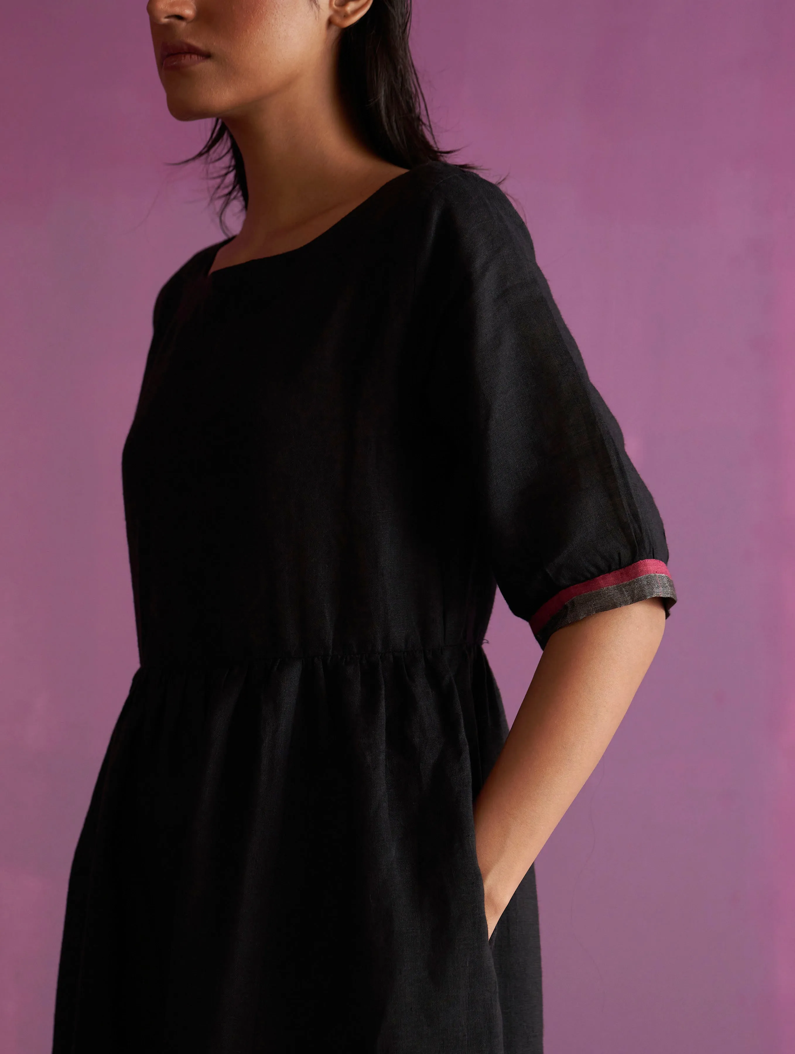 Kiri Signature Linen Dress - Black