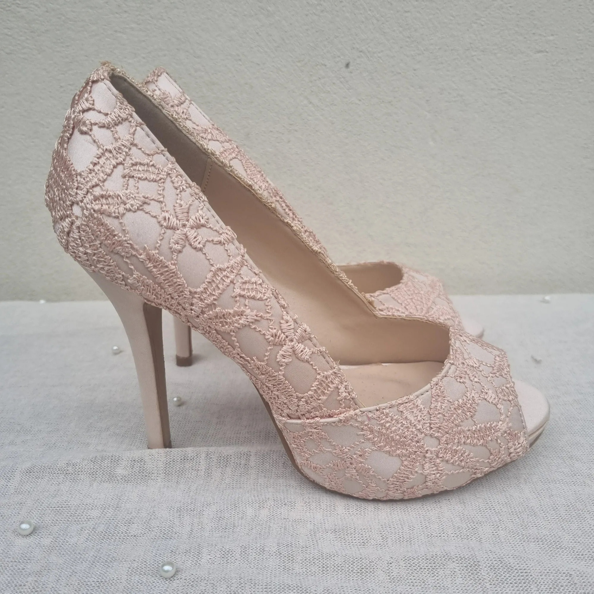 Lace Peep Toe Platform