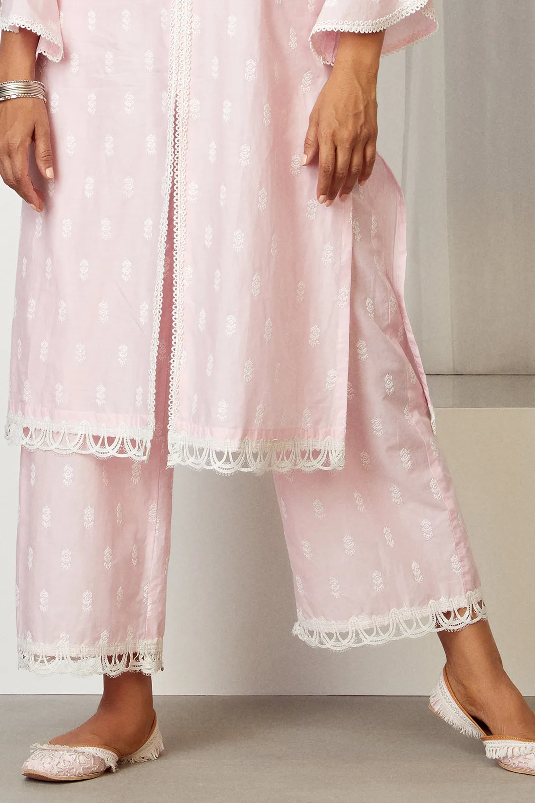 Mulmul Cotton Escapade Pink Kurta With Escapade Pink Palazzo