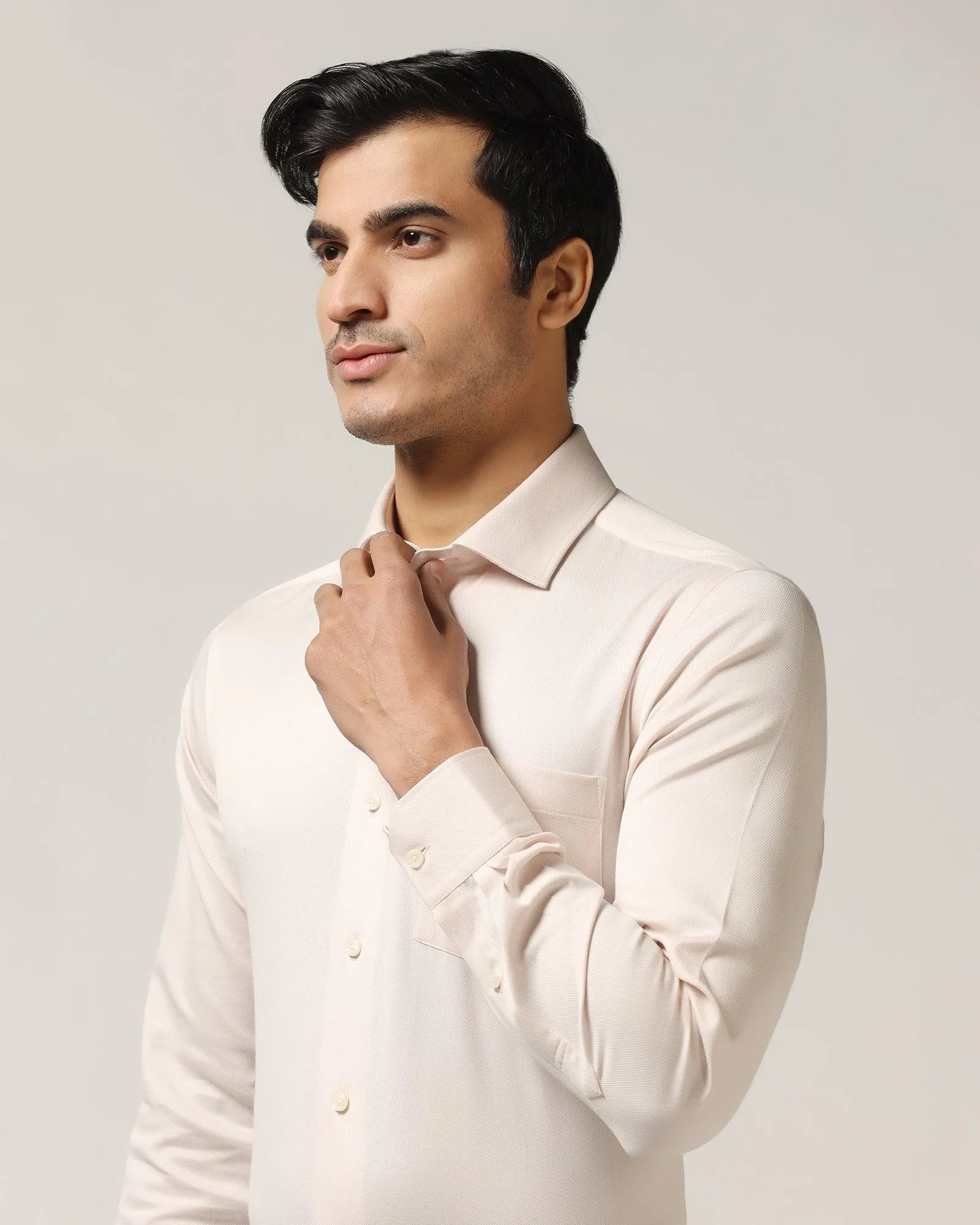 Temp Tech Formal Peach Textured Shirt - Shalom