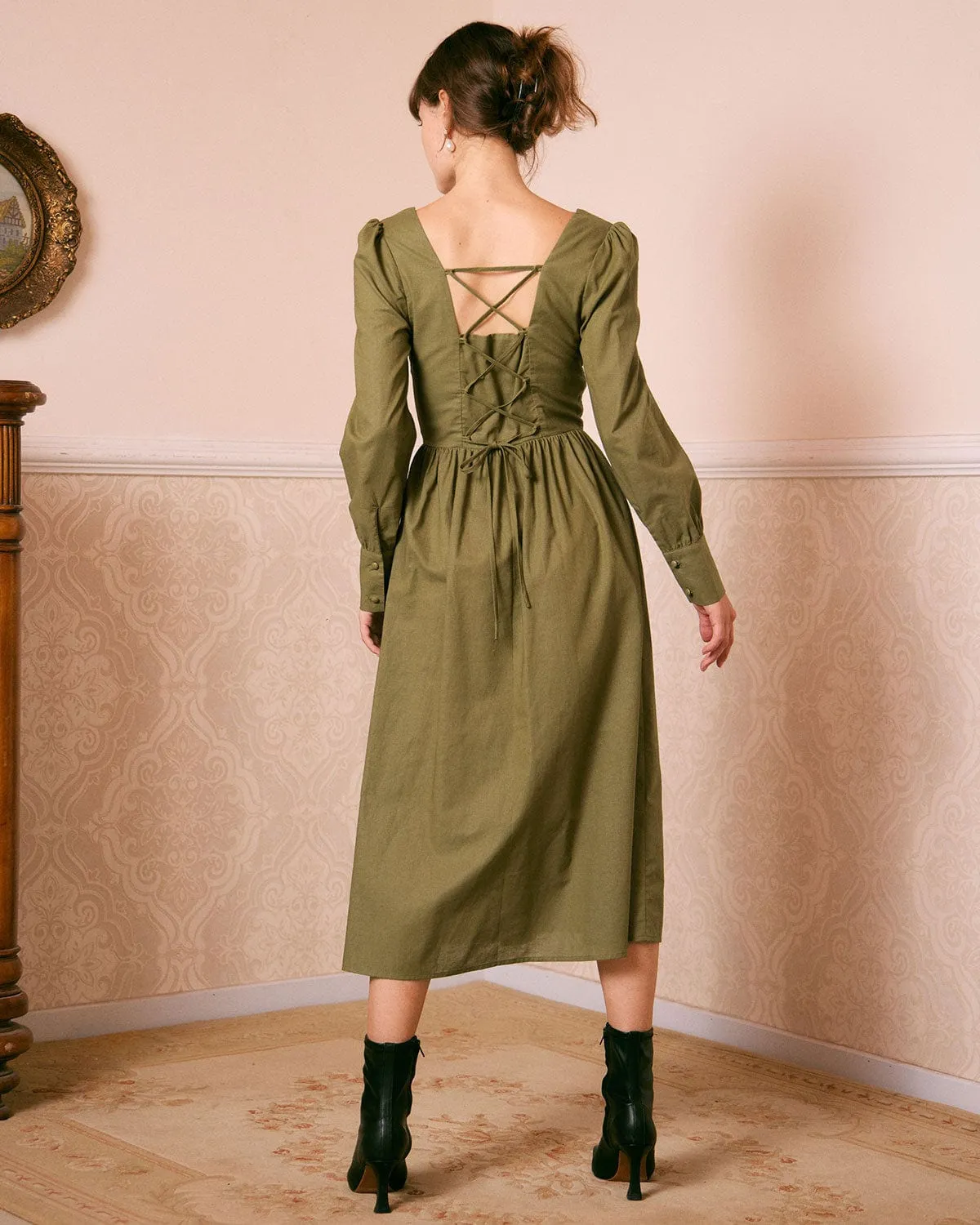 The Green Sweetheart Neck Button Midi Dress