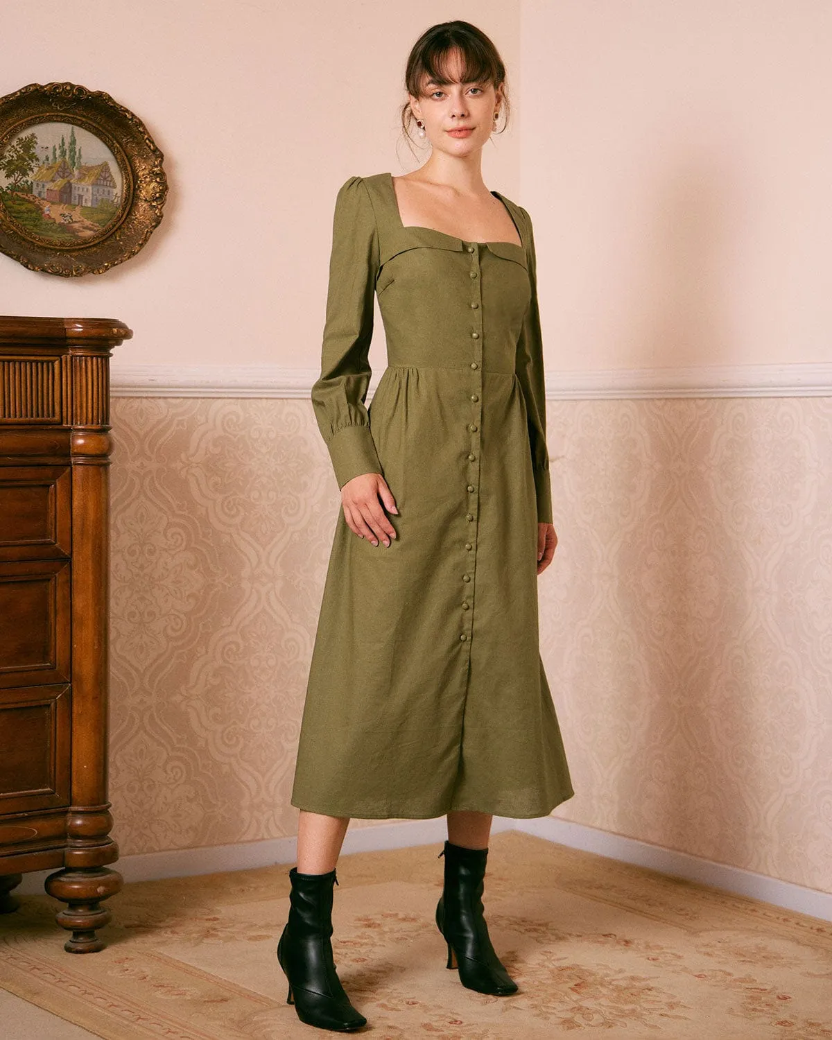 The Green Sweetheart Neck Button Midi Dress